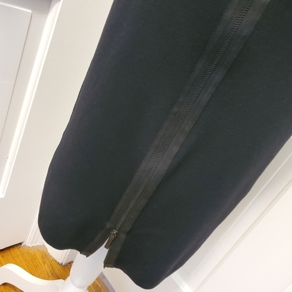 EC LINE The Label Midi Sleeveless Sweater Dress Size Medium, Classic - Picture 10 of 10